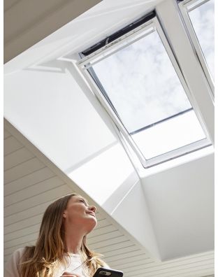 Rulou exterior parasolar VELUX MML, cu actionare electrica