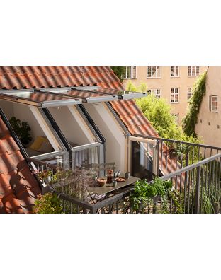 Fereastra mansarda iesire terasa VELUX GEL | VEA  3065, lemn de pin, 3 sticle