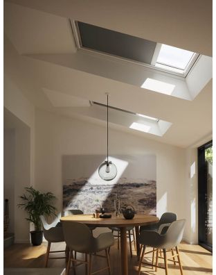 Rulou interior opac solar VELUX DSL, pentru fereastra mansarda